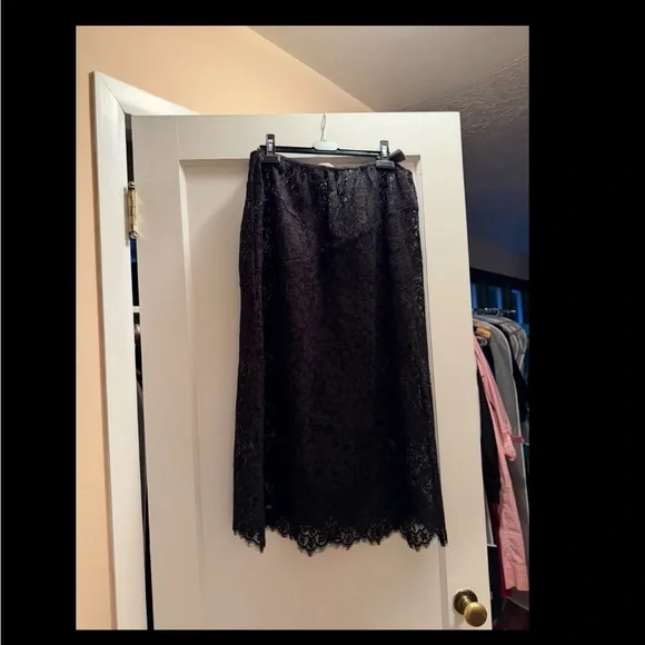 Doen Black Lace A-Line Skirt - Picture 3 of 8